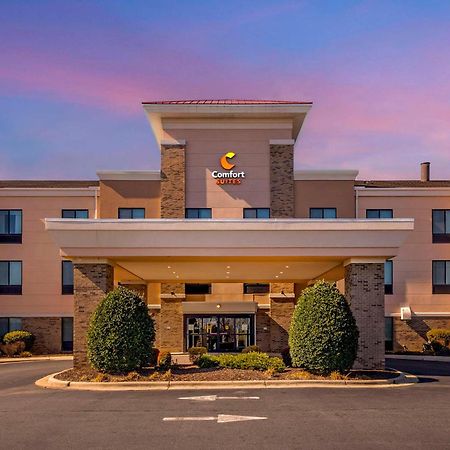 Comfort Suites Whitsett - Greensboro East Екстериор снимка